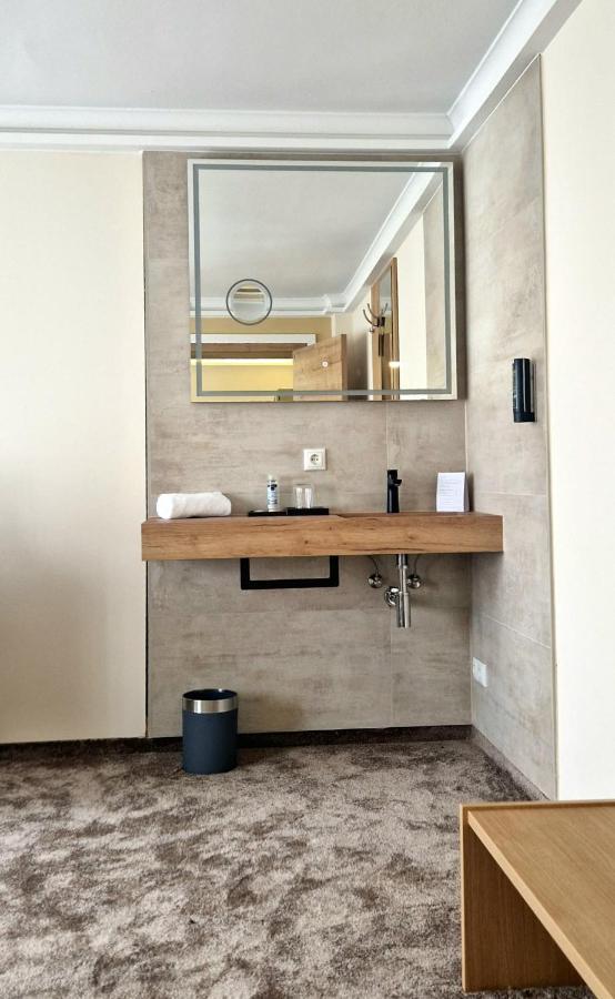 Hotel Rhin Inn Fehrbellin Ngoại thất bức ảnh